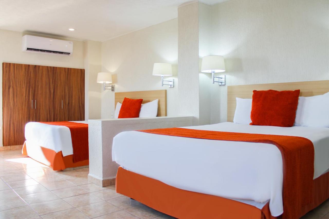 Hotel & Suites Real Del Lago Villahermosa Bagian luar foto